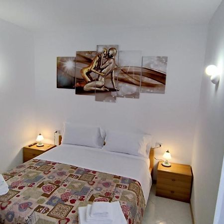 Elegante Alloggio Zona Storica Lecco Exterior photo